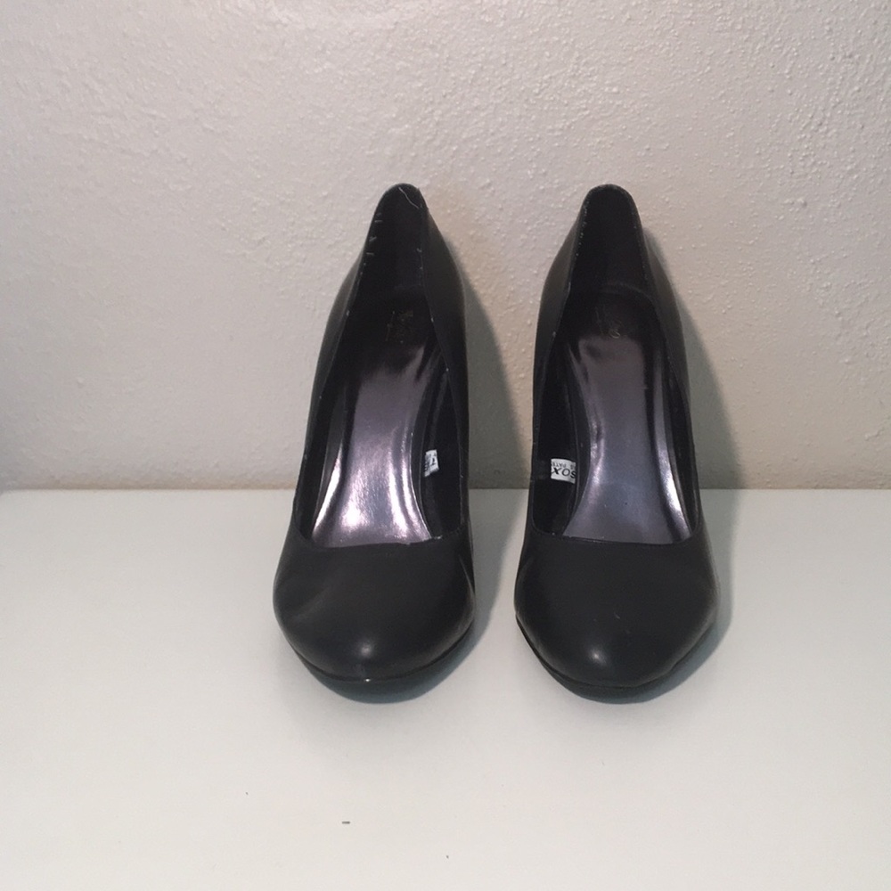 Black Faux Leather Pumps